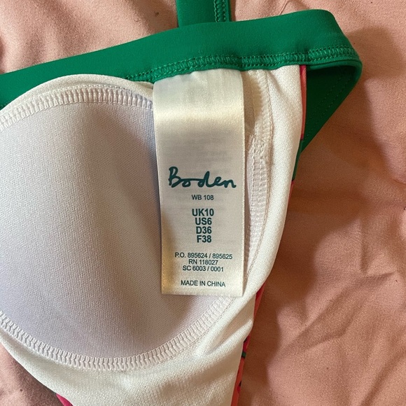 Boden Bordeaux Bikini Top Size 6 - Picture 3 of 4